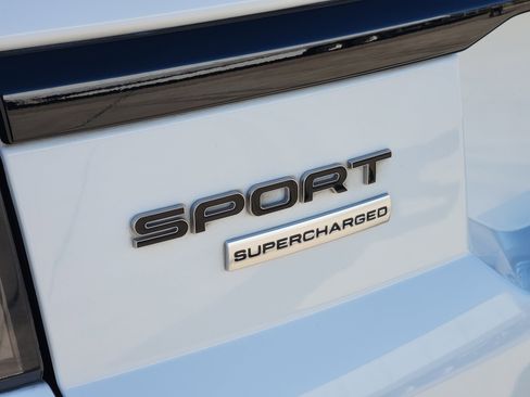 Used 2018 Land Rover Range Rover Sport Supercharged image 11