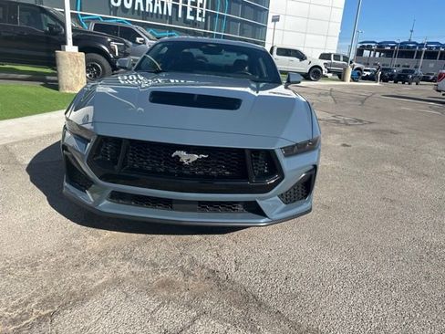 Used 2025 Ford Mustang GT Premium RWD image 2