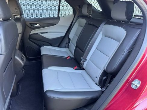 Used 2018 Chevrolet Equinox Premier FWD image 7