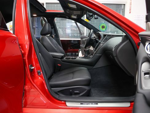 Used 2024 INFINITI Q50 Sensory image 27