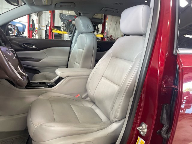 Used 2018 GMC Acadia SLT AWD/4WD image 12