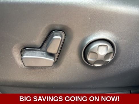 New 2026 Chrysler Pacifica Select image 33