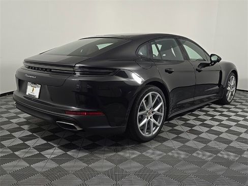 Certified 2025 Porsche Panamera 4 image 7