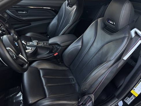 Used 2020 BMW M4 Convertible w/ Competition Package RWD image 22