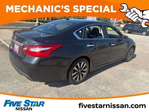 Used 2017 Nissan Altima 2.5 SV FWD image 10