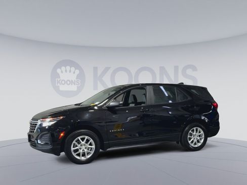 Used 2023 Chevrolet Equinox LS w/ Driver Confidence II Package AWD/4WD image 7