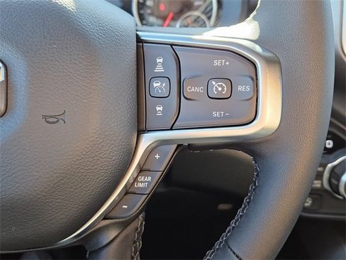 New 2026 RAM 1500 4x4 Crew Cab image 13