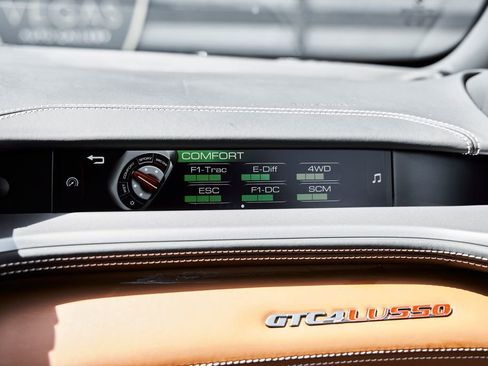 Used 2018 Ferrari GTC4Lusso image 82