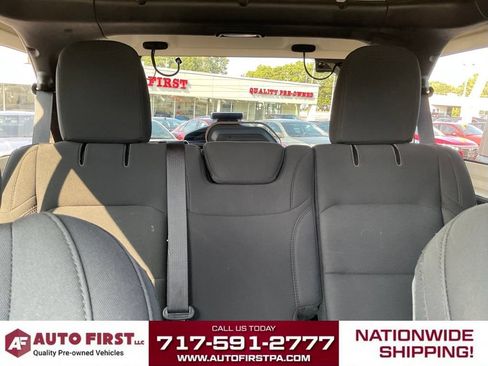 Used 2019 Jeep Wrangler Unlimited Sport S AWD/4WD image 28