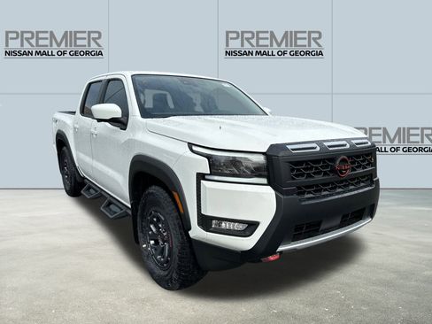 New 2026 Nissan Frontier Pro-X w/ Pro-X Convenience Package RWD image 3