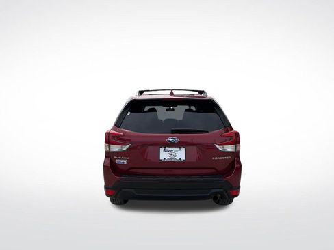 Used 2021 Subaru Forester Limited AWD/4WD image 12