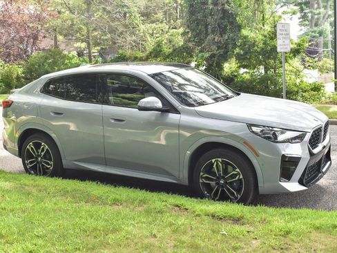 Used 2026 BMW X2 xDrive28i AWD/4WD image 10