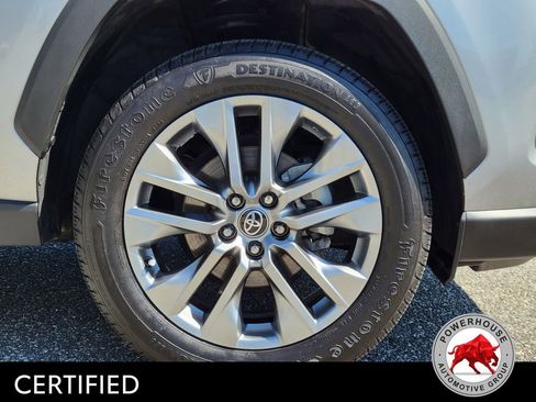 Used 2023 Toyota RAV4 XLE Premium FWD image 12