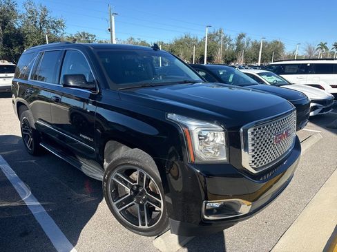 Used 2017 GMC Yukon Denali w/ Open Road Package image 7