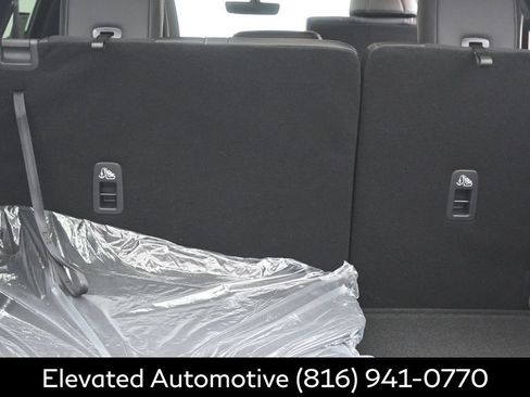 Certified 2026 INFINITI QX60 Luxe w/ Cargo Package AWD/4WD image 15
