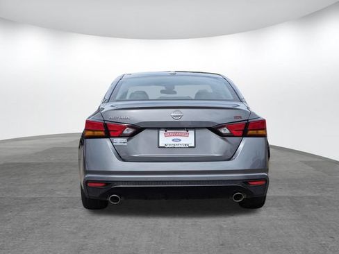 Used 2024 Nissan Altima 2.5 SR FWD image 4