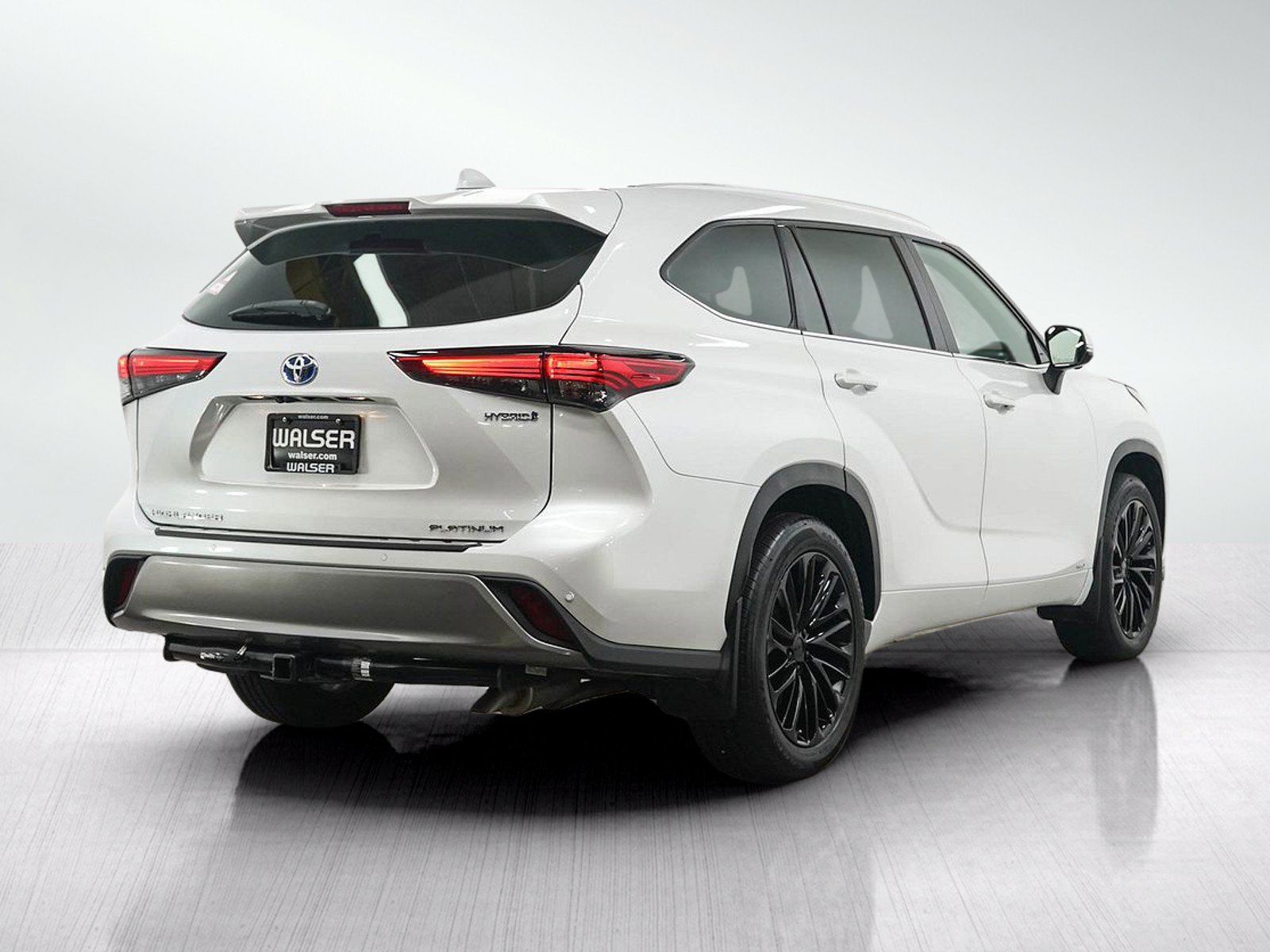 Used 2023 Toyota Highlander Platinum AWD/4WD image 5