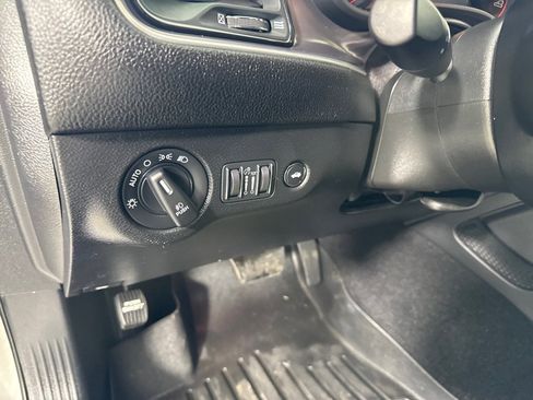 Used 2021 Dodge Challenger SXT w/ Blacktop Package image 14