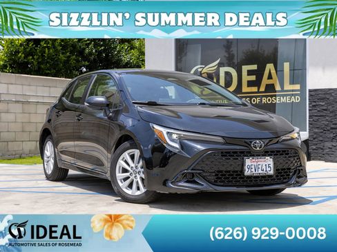 Used 2023 Toyota Corolla SE w/ Blackout Package (TMS) FWD image 1