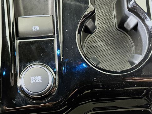 Used 2025 Ford Explorer Platinum w/ LUX Leather Package image 26