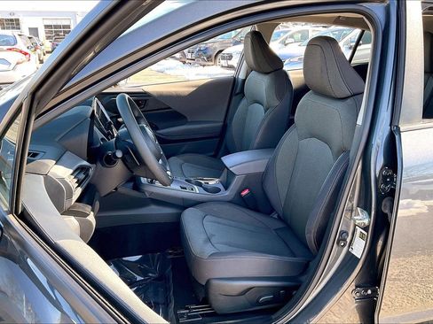 Certified 2024 Subaru Crosstrek 2.0i Premium image 8