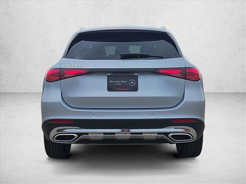 Certified 2026 Mercedes-Benz GLC 300 image 8