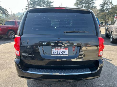 Used 2014 Dodge Grand Caravan American Value Package w/ UConnect Hands-Free Group image 6
