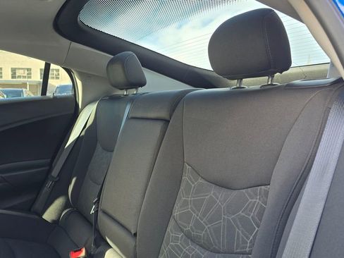 Used 2018 Chevrolet Volt LT image 17