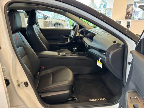 New 2026 Nissan Sentra SR w/ SR Premium Package FWD image 21