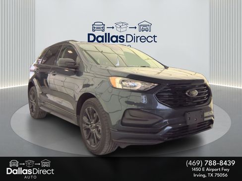 Used 2022 Ford Edge SE w/ Black Appearance Package image 2