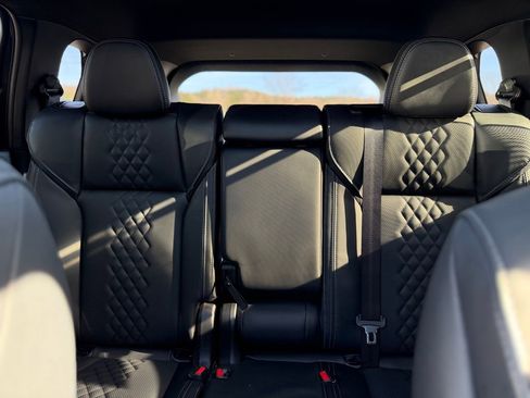 Used 2025 Mitsubishi Outlander SEL Black Edition image 31