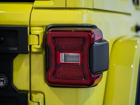 Used 2024 Jeep Wrangler Unlimited Rubicon 392 AWD/4WD image 6