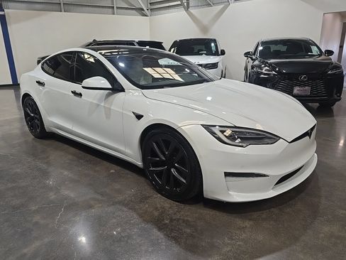 Used 2022 Tesla Model S AWD/4WD image 2