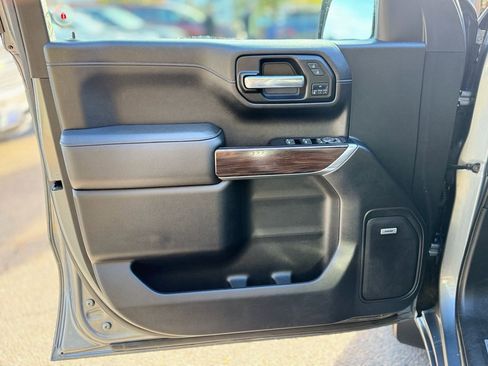 Used 2019 GMC Sierra 1500 SLT image 12