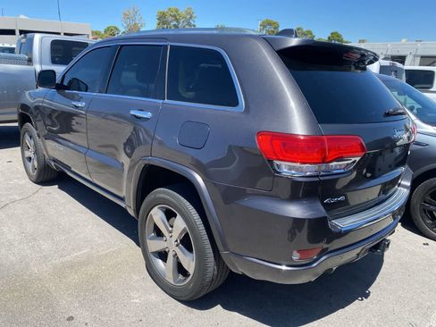 Used 2015 Jeep Grand Cherokee Overland AWD/4WD image 5