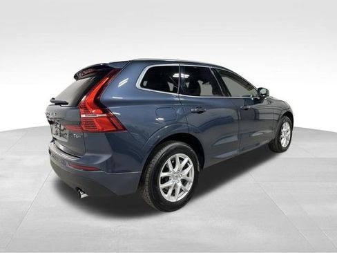 Used 2021 Volvo XC60 T6 Momentum AWD/4WD image 6