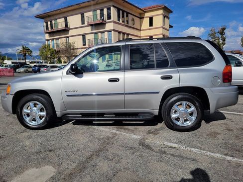 Used 2006 GMC Envoy SLE w/ Sle Preferred Equipment Group image 2