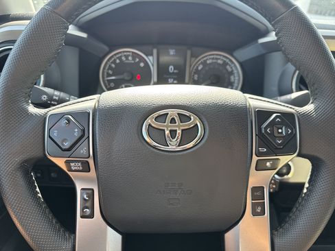 Used 2023 Toyota Tacoma SR5 RWD image 15