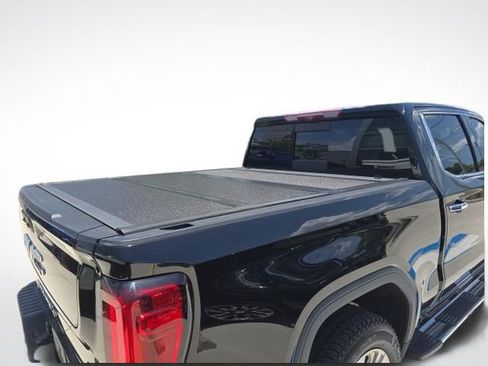 Used 2022 GMC Sierra 1500 Denali w/ Technology Package RWD image 8