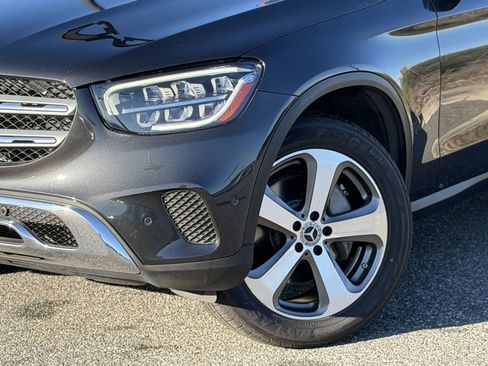 Used 2022 Mercedes-Benz GLC 300 4MATIC image 4