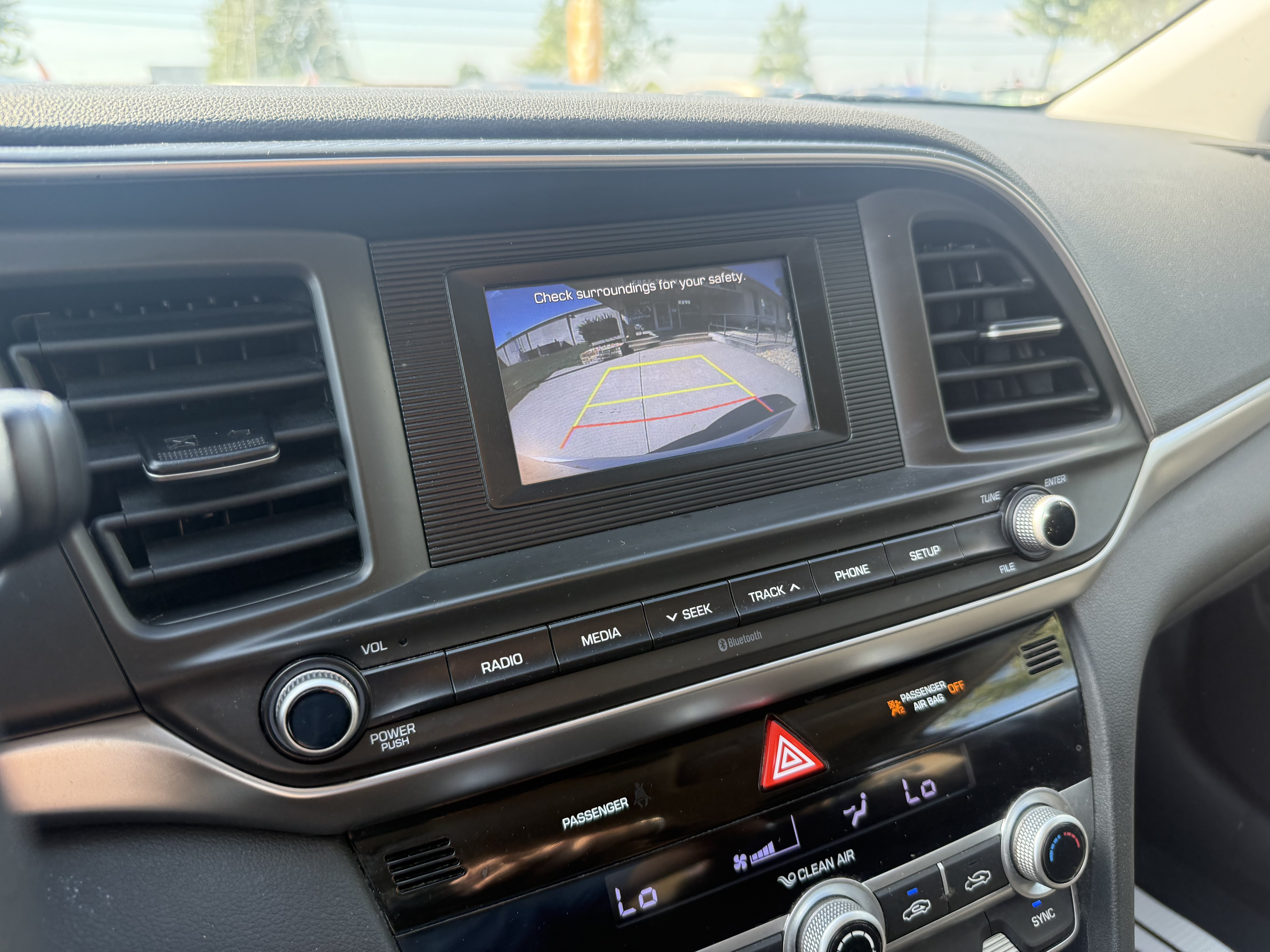 Used 2020 Hyundai Elantra SE w/ Cargo Package (C1) FWD image 15