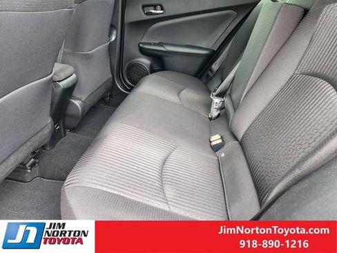 Used 2018 Toyota Prius Two w/ Prius Two Safety Plus Package FWD image 30