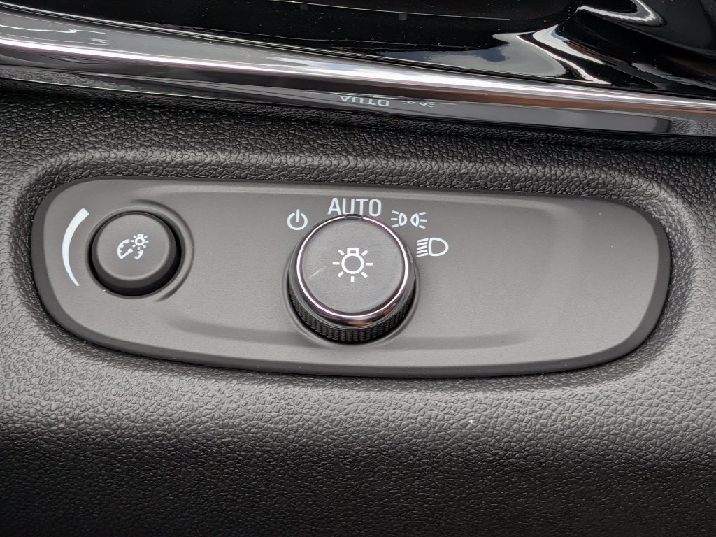 New 2026 Buick Envista Sport Touring w/ Convenience I Package FWD image 30