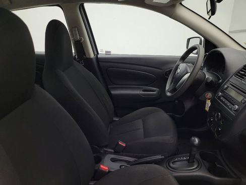 Used 2016 Nissan Versa S FWD image 21