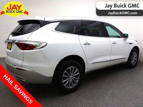 Certified 2024 Buick Enclave Essence AWD/4WD image 6