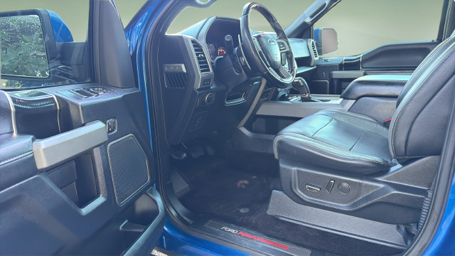 Used 2017 Ford F150 Raptor w/ Equipment Group 802A Luxury AWD/4WD image 17
