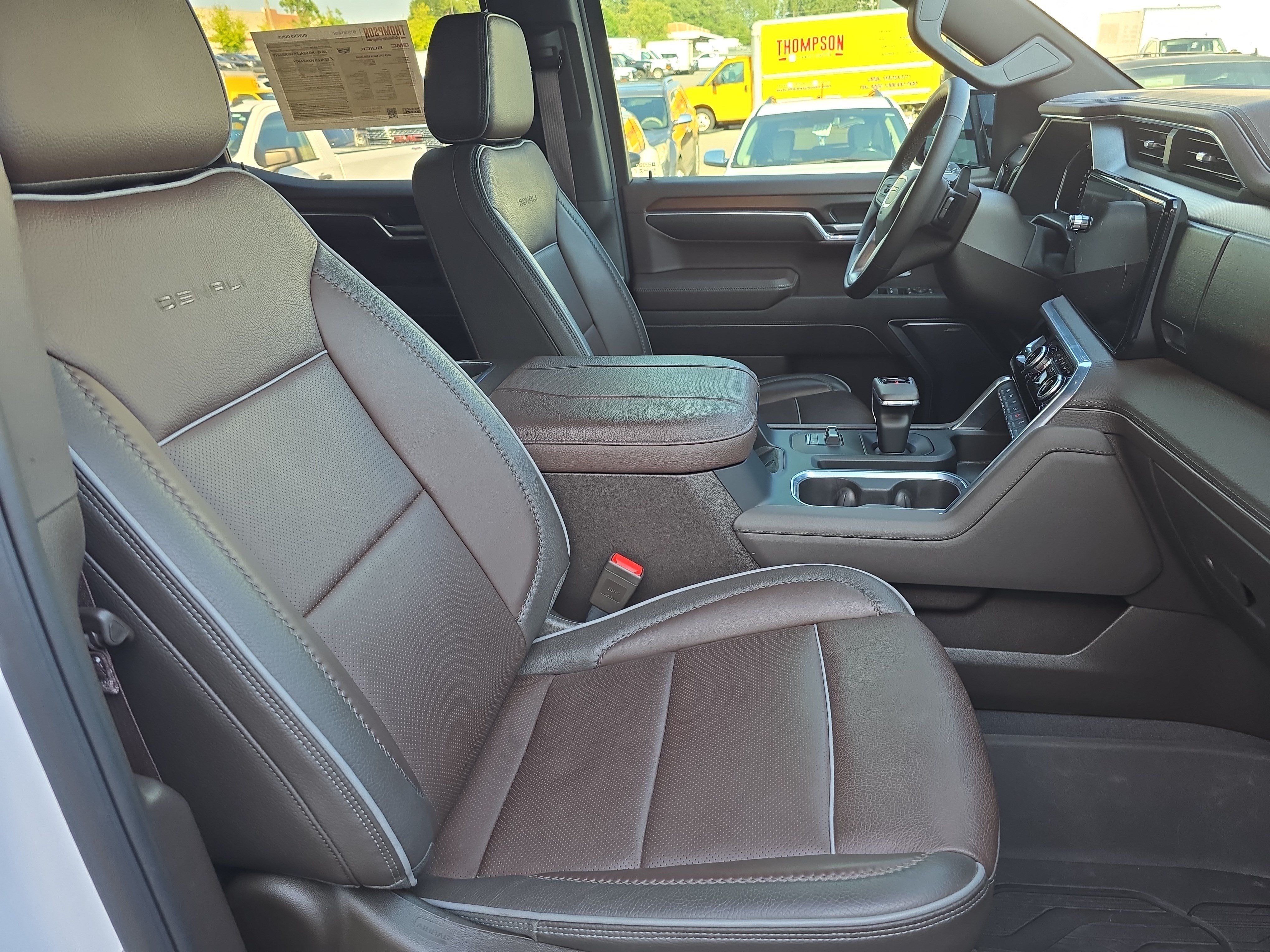 Used 2025 GMC Sierra 1500 Denali w/ Technology Package AWD/4WD image 10