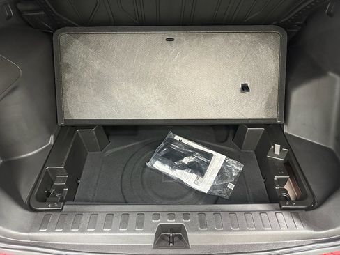 Certified 2024 Chevrolet Equinox LT w/ LPO, Floor Liner Package image 35