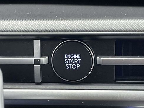 Used 2025 Hyundai Santa Fe XRT image 23