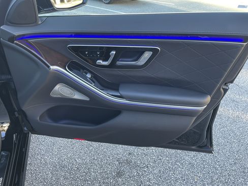 Certified 2024 Mercedes-Benz S 580 4MATIC Sedan image 43